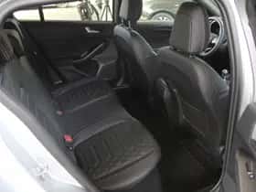 Ford Focus (2023) thumbnail 38