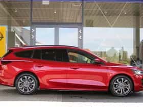 Ford Focus (2023) thumbnail 2