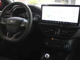 Ford Focus (2023) thumbnail 6