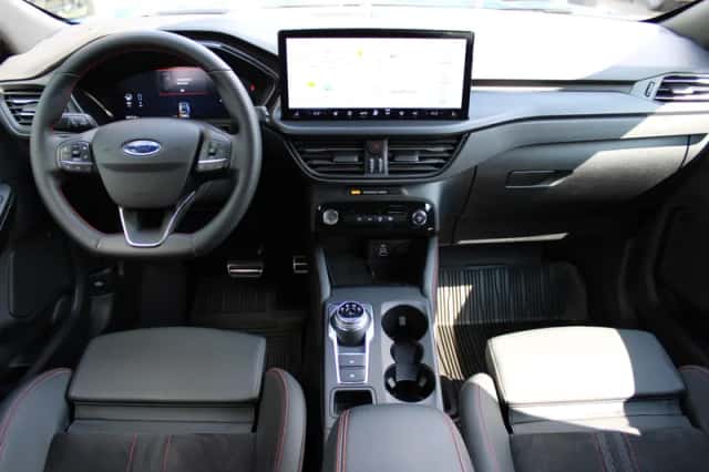 Ford Kuga (2025) thumbnail 5