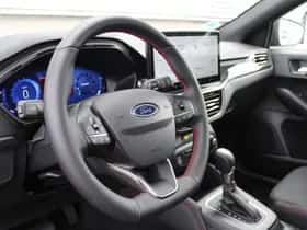 Ford Focus (2024) thumbnail 4