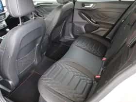 Ford Focus (2023) thumbnail 42