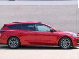 Ford Focus (2024) thumbnail 2