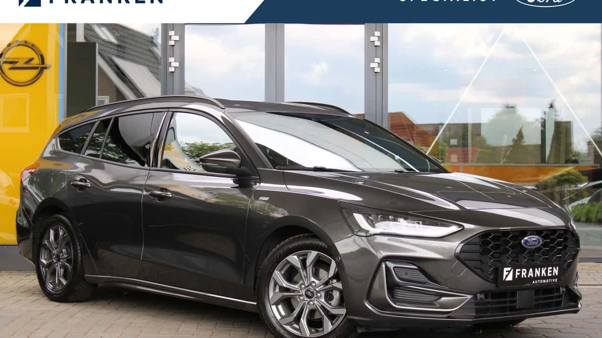 Ford Focus (2023) — foto 1