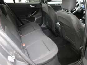 Ford Focus (2023) thumbnail 44
