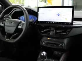 Ford Focus (2023) thumbnail 6
