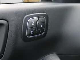 Ford Kuga (2025) thumbnail 17