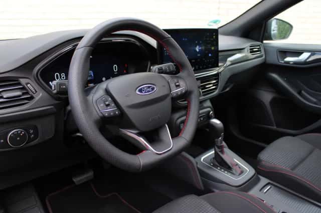 Ford Focus (2024) thumbnail 4