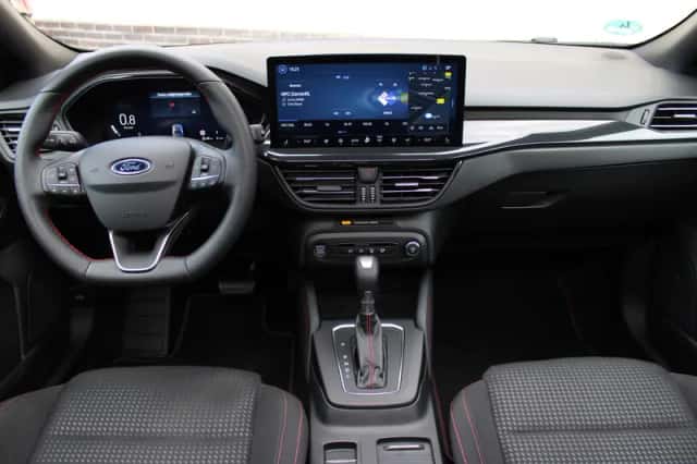 Ford Focus (2024) thumbnail 5
