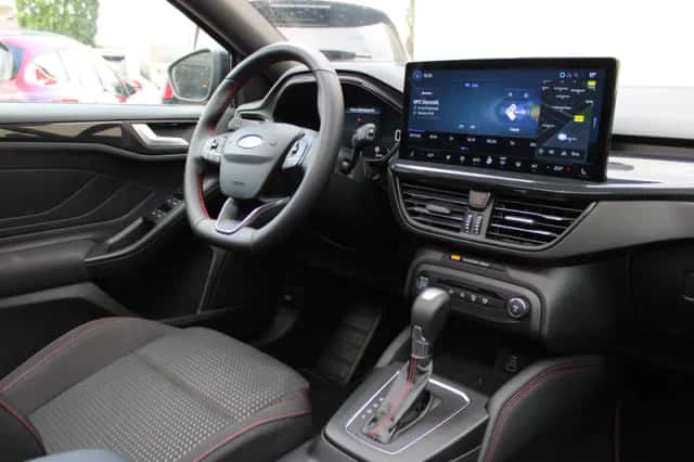 Ford Focus (2024) thumbnail 6