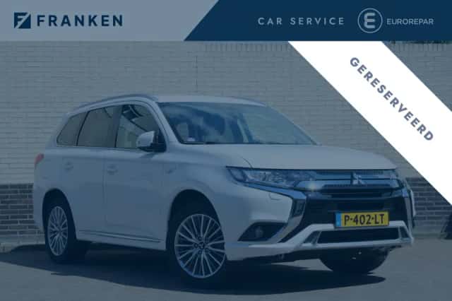 Mitsubishi Outlander (2021) thumbnail 1