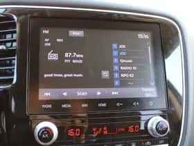 Mitsubishi Outlander (2021) thumbnail 23