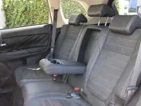 Mitsubishi Outlander (2021) thumbnail 32