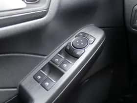 Ford Kuga (2024) thumbnail 36