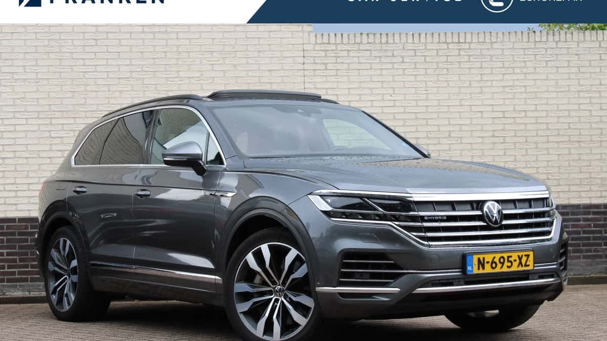 Volkswagen Touareg (2021) — foto 1