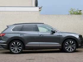 Volkswagen Touareg (2021) thumbnail 2