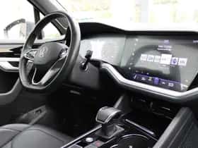Volkswagen Touareg (2021) thumbnail 6