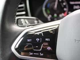 Volkswagen Touareg (2021) thumbnail 8