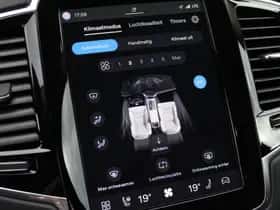 Volvo XC90 (2025) thumbnail 25