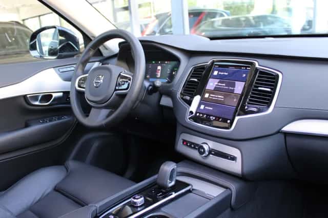 Volvo XC90 (2024) thumbnail 6