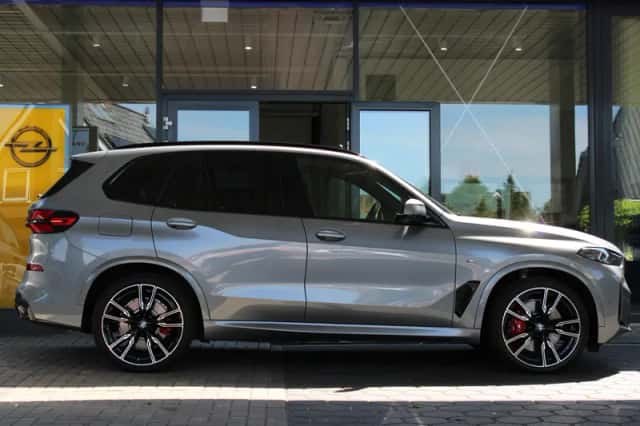 BMW X5 (2026) thumbnail 2
