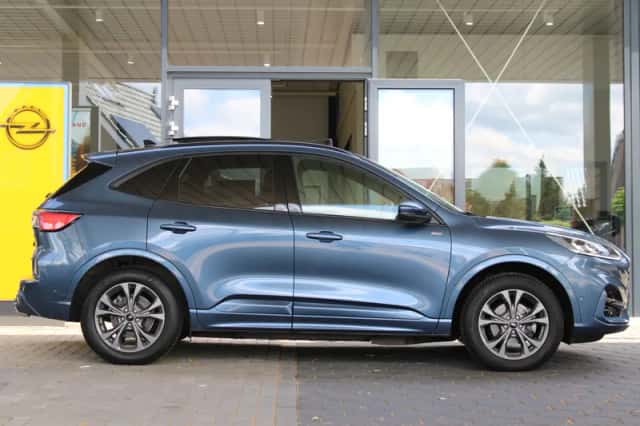 Ford Kuga (2026) thumbnail 2
