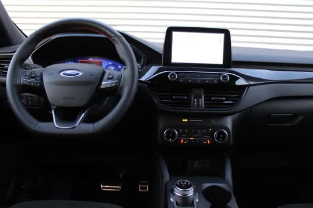 Ford Kuga (2026) thumbnail 5