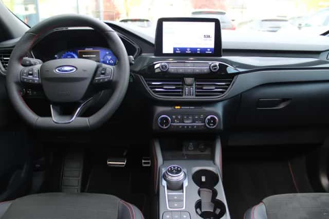 Ford Kuga (2024) thumbnail 6