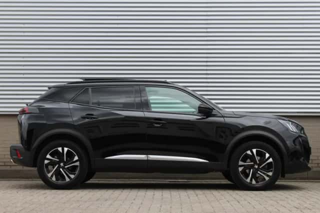 Peugeot 2008 (2020) thumbnail 2