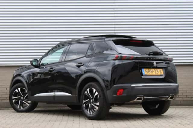 Peugeot 2008 (2020) thumbnail 3