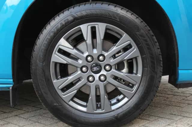Ford E-Transit Custom (2024) thumbnail 6