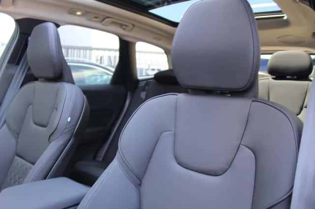 Volvo XC60 (2026) thumbnail 6