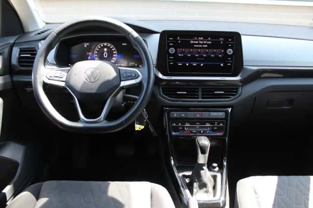 Volkswagen T-Cross (2024) thumbnail 5