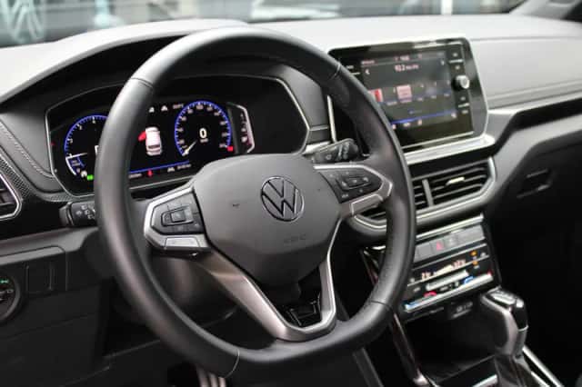 Volkswagen T-Cross (2025) thumbnail 4