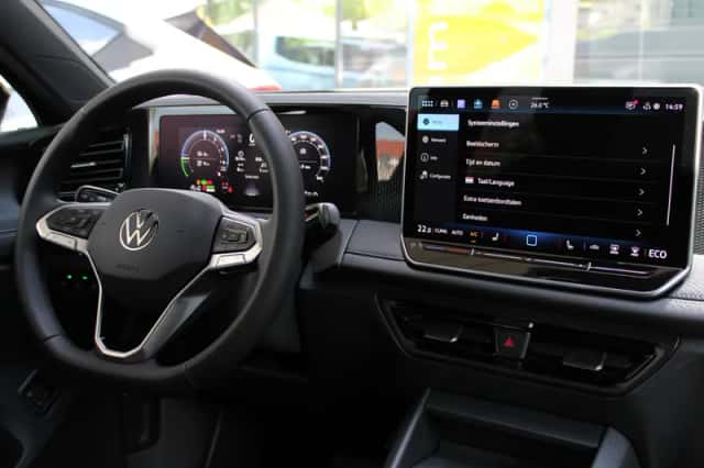 Volkswagen Tiguan (2026) thumbnail 6