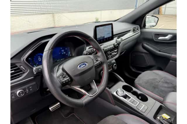 Ford Kuga (2026) thumbnail 2