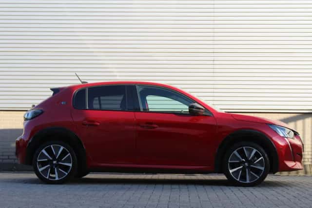 Peugeot e-208 (2026) thumbnail 2