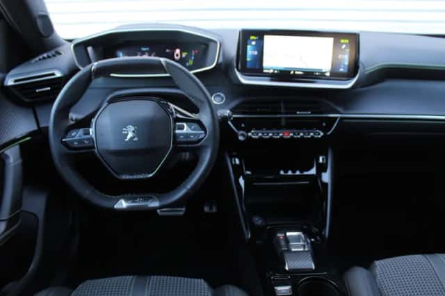 Peugeot e-2008 (2026) thumbnail 5