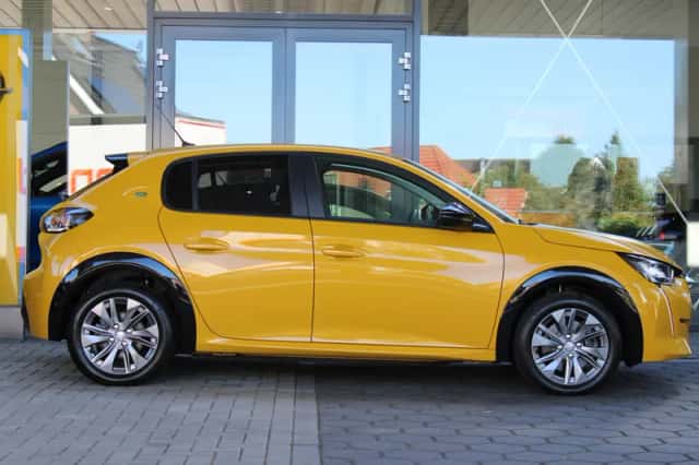 Peugeot e-208 (2026) thumbnail 2