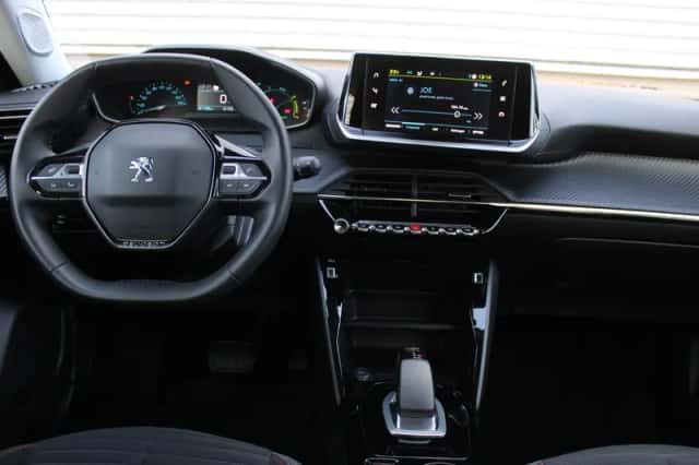 Peugeot e-2008 (2026) thumbnail 2