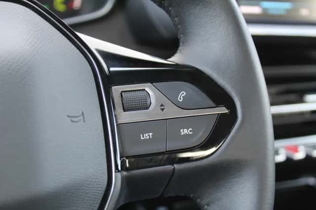 Peugeot e-2008 (2026) thumbnail 6