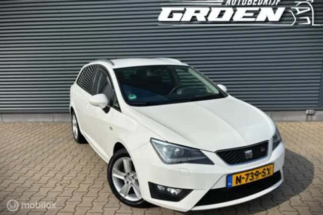 SEAT Ibiza (2013) thumbnail 3