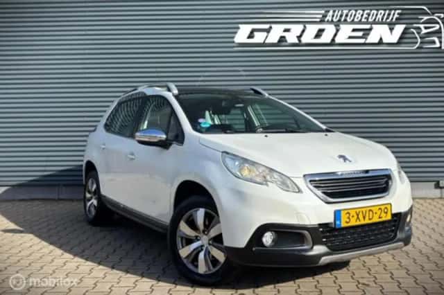 Peugeot 2008 (2008) thumbnail 2