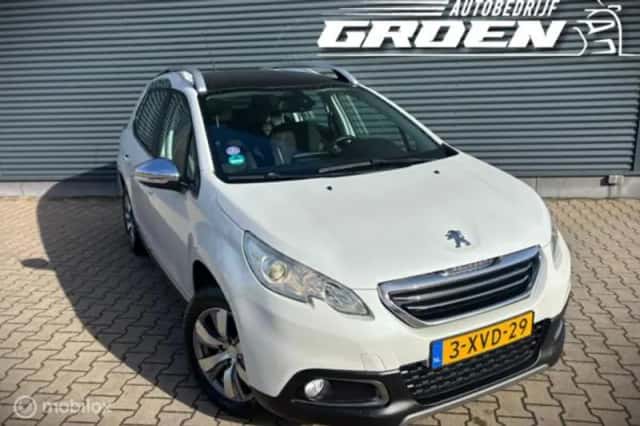 Peugeot 2008 (2008) thumbnail 4