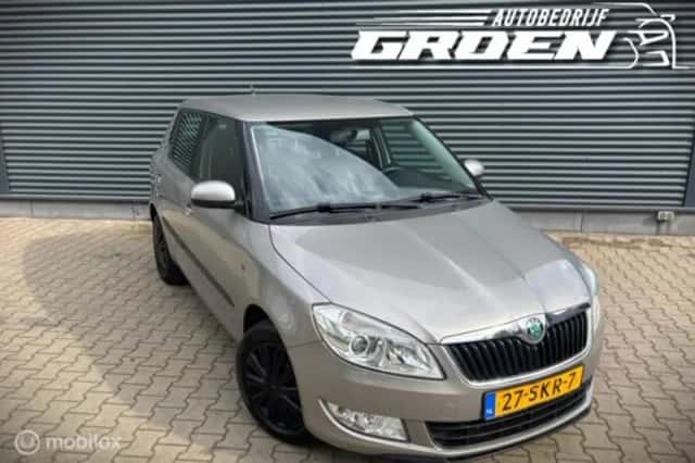 Škoda Fabia (2011) thumbnail 3