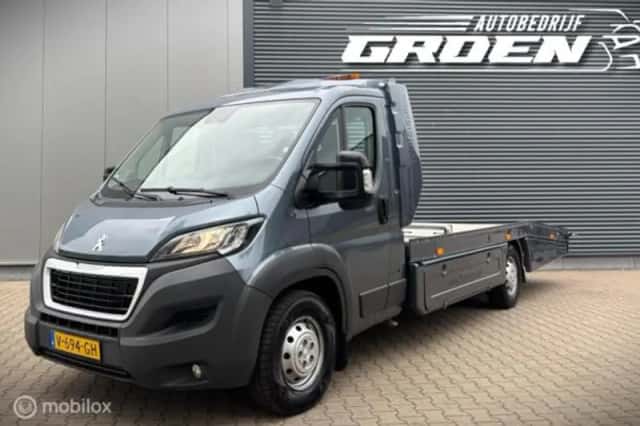 Peugeot Boxer (2017) thumbnail 1