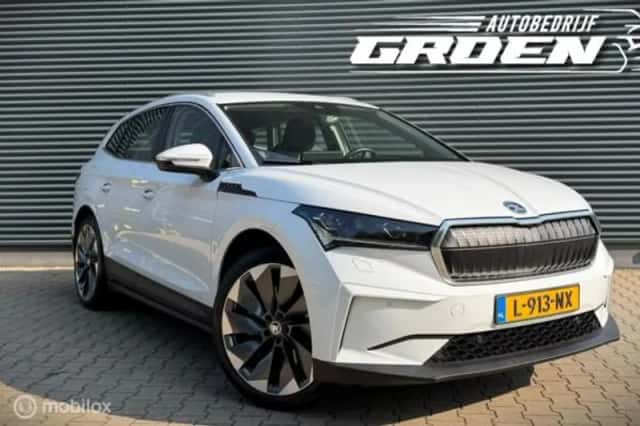 Škoda Enyaq (2021) thumbnail 2