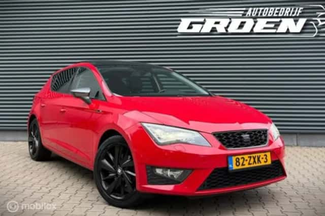 SEAT Leon (2013) thumbnail 2