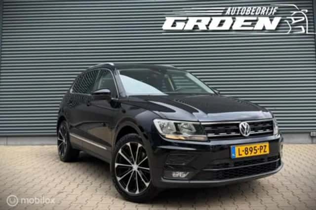 Volkswagen Tiguan (2017) thumbnail 3