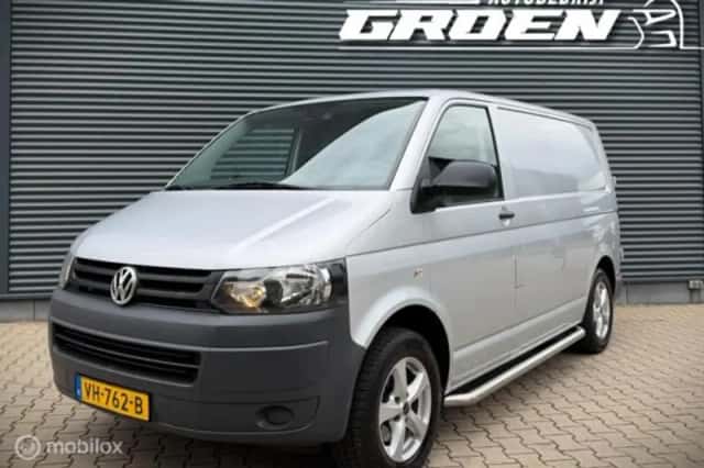 Volkswagen Transporter (2014) thumbnail 1